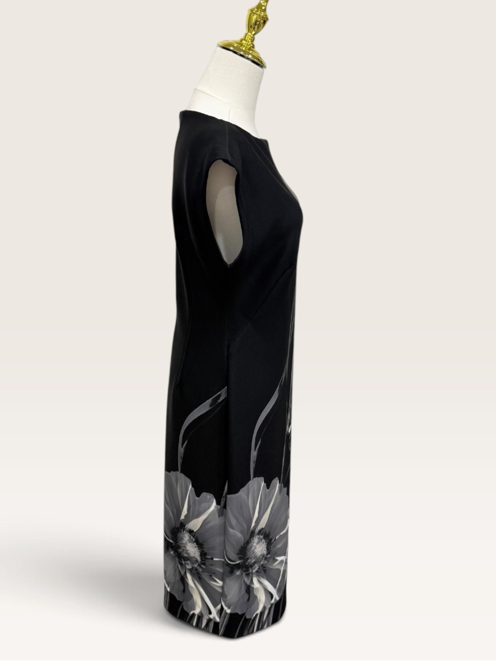 Donna Karan New York SZ 4 Black/Gray Floral Boat Neck Sheath Dress NWT $149 - Picture 6 of 16